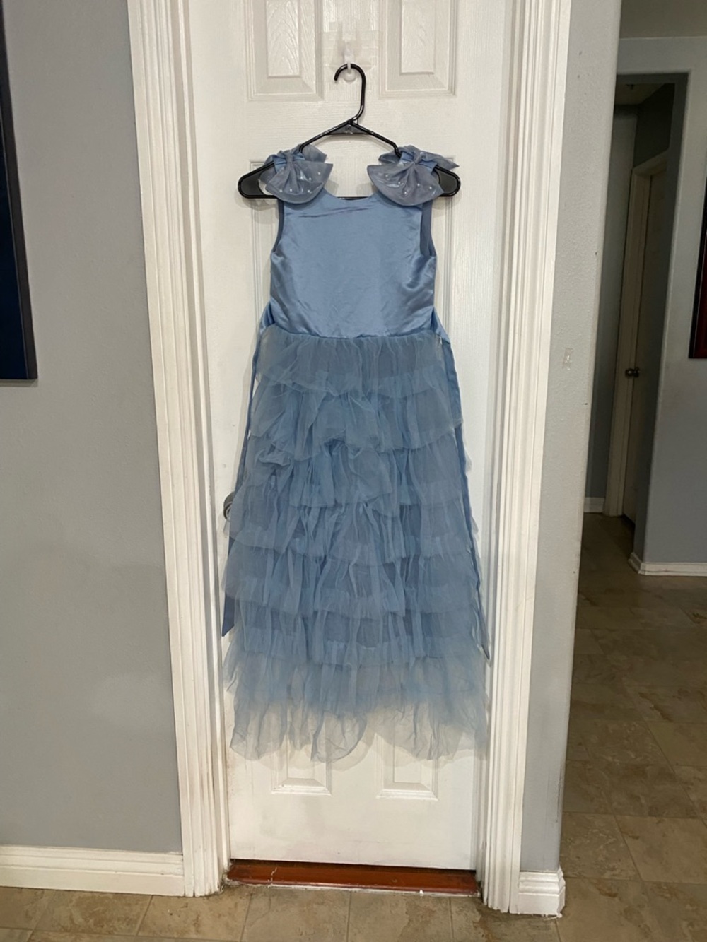 New Girls 9Y light blue tiered tulle dress satin bodice, ruffled shoulder